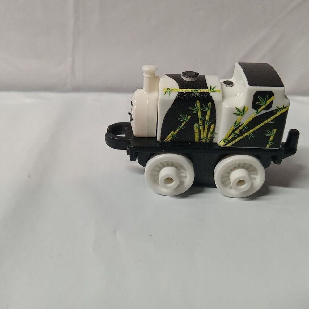 Thomas & Friends Minis Stanley Panda Miniature Train 2014